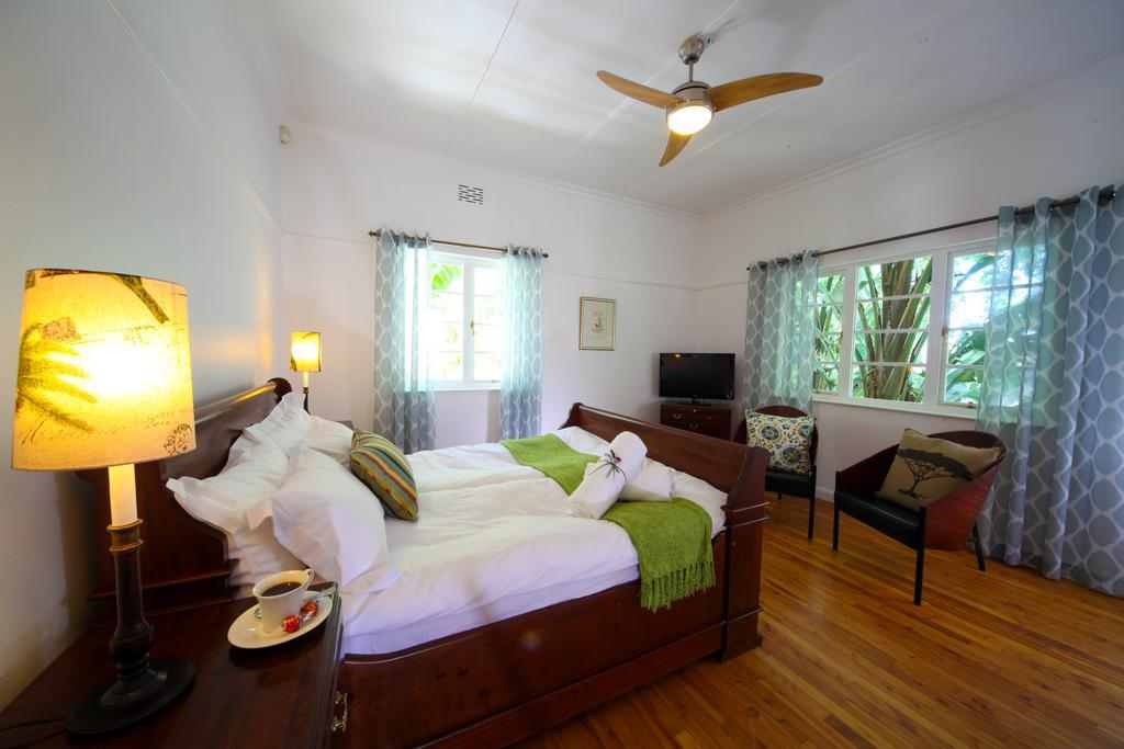 Hunneyball House Stellenbosch Room photo